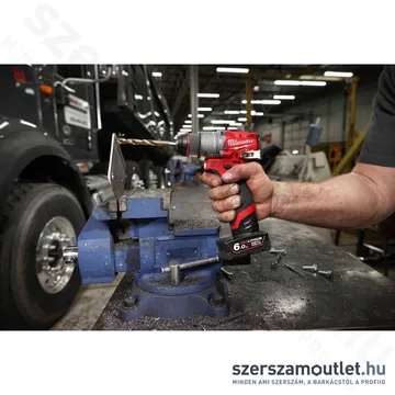 MILWAUKEE M12 FPD2-402X Akkus ütvefúró-csavarozó HD kofferben (2x4,0Ah/12V) (4933479869)