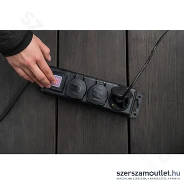 BRENNENSTUHL Bel-és kültéri 3-as elosztó kapcsolóval 2m IP44 (H07RN-F 3G1,5) (Fekete) (1159950013)