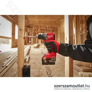 MILWAUKEE M18 BLPDRC-422C Akkus ütvefúró-csavarozó kofferben (1x2,0Ah/1x4,0Ah/18V)
